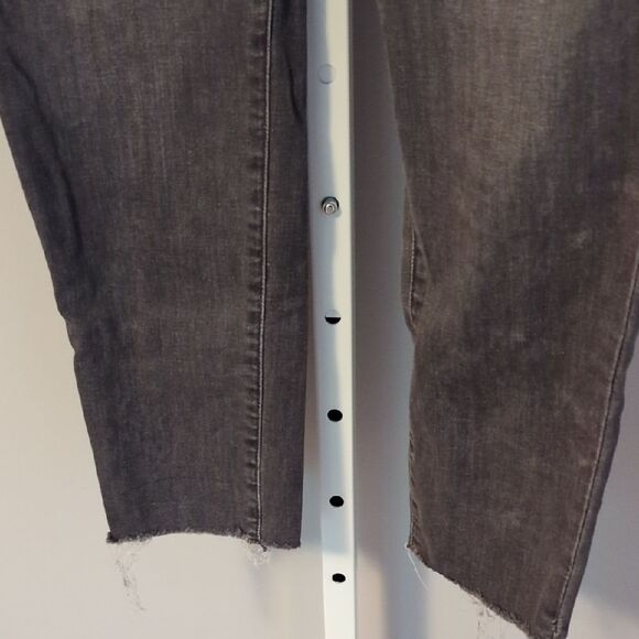 Express Women's Skinny Jeans - Dark Gray - Picture 3 of 10